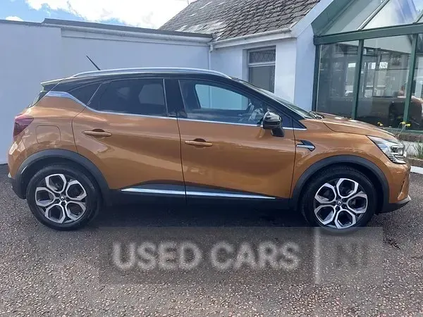 Gebraucht Renault Captur Version S 143 PS (105 kW) 2021 Orange SUV