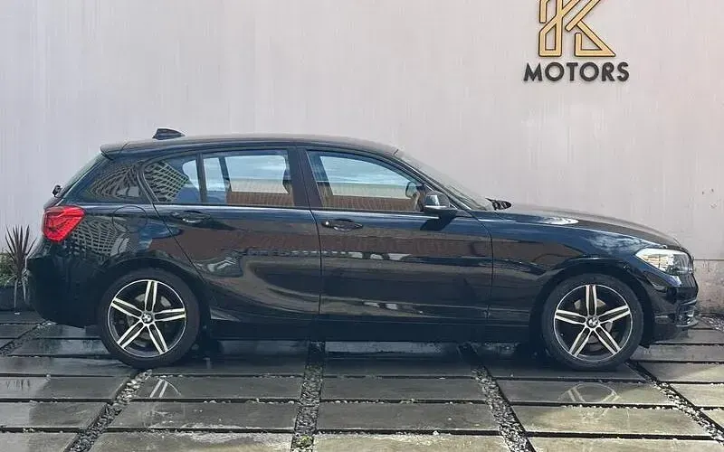Used BMW 118 Sport Line 136 HP (100 kW) 2017 Black Hatchback
