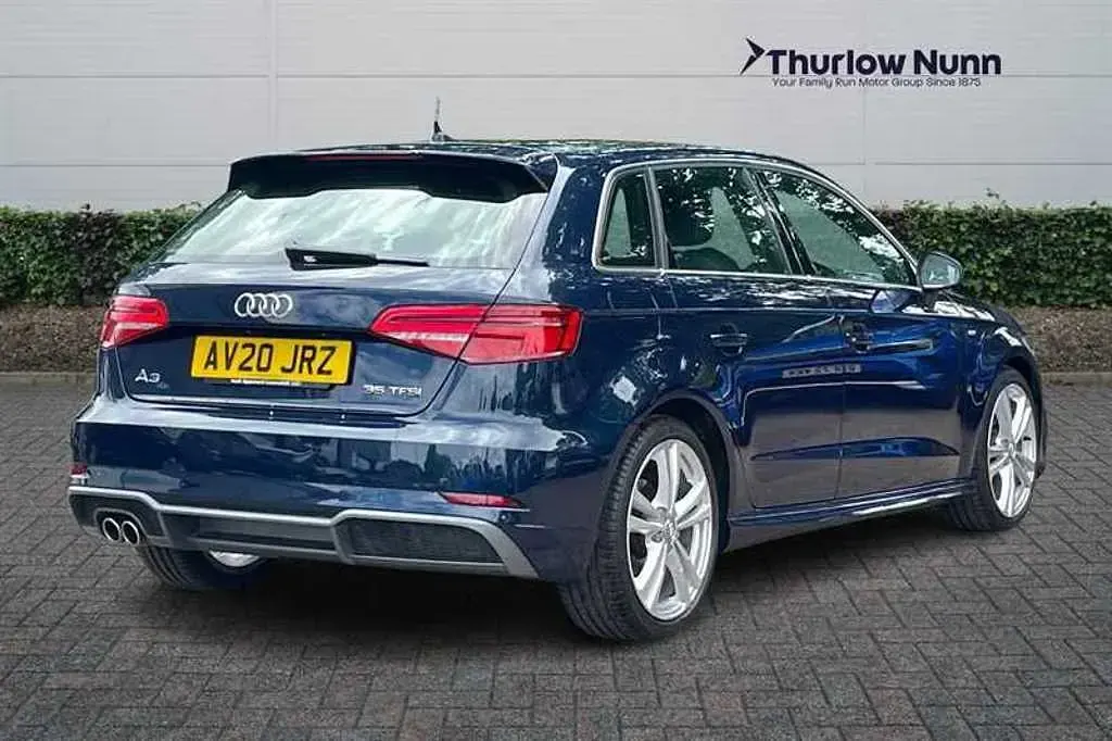 Used Audi A3 Sportback S-Line 150 HP (110 kW) 2019 Blue Hatchback