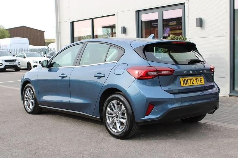 Używany Ford Focus Titanium 2023 Niebieski Hatchback