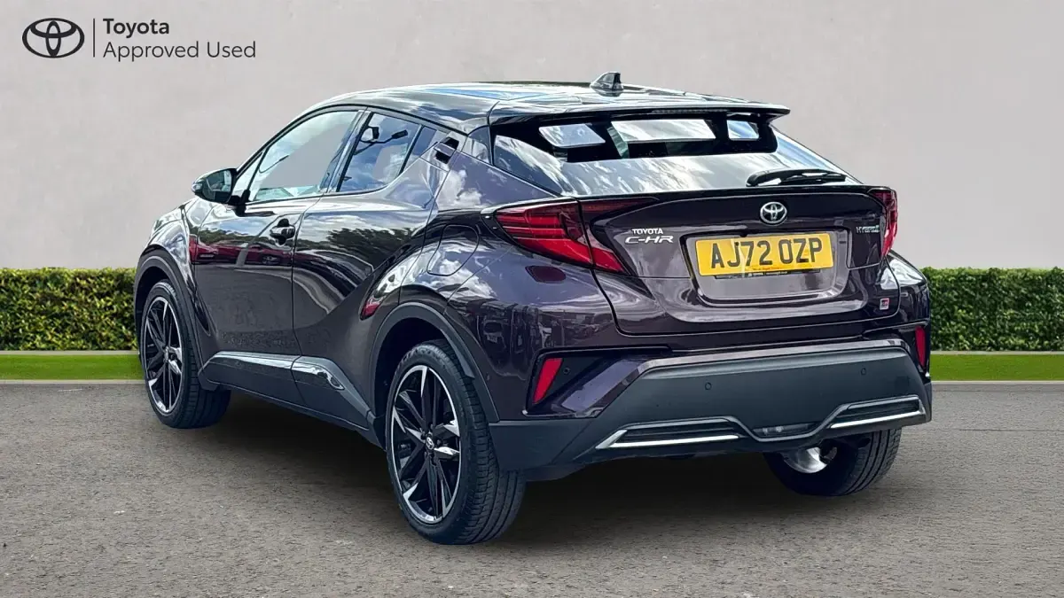 Used Toyota C-HR Sport 122 HP (89 kW) 2023 Deep amethyst bitone SUV