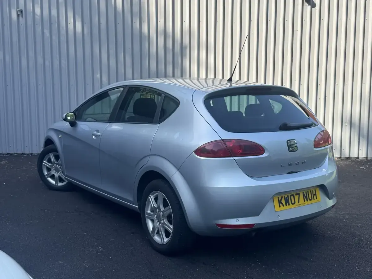 Used Seat Leon Stylance 102 HP (75 kW) 2007 Grey Hatchback