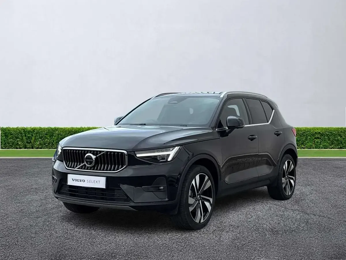 Used Volvo XC40 Ultra 197 HP (144 kW) 2025 Black SUV