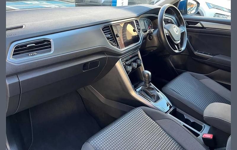 Used VW T-Roc Active 147 HP (108 kW) 2021 Blue SUV