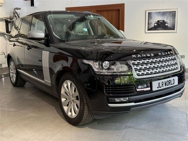 Black Used 2015 Land Rover Range Rover S SUV | £19,297 (Fair price) - Image 1/1