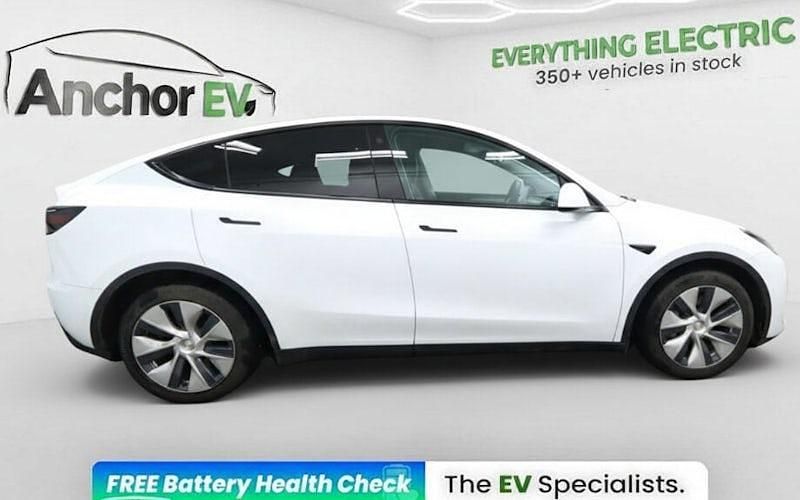 Used Tesla Model Y Long Range AWD 286 kW (389 HP) 2025 SUV
