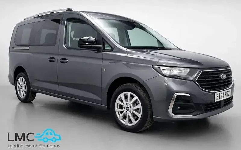 Used Ford Tourneo Titanium 114 HP (83 kW) 2024 Estate