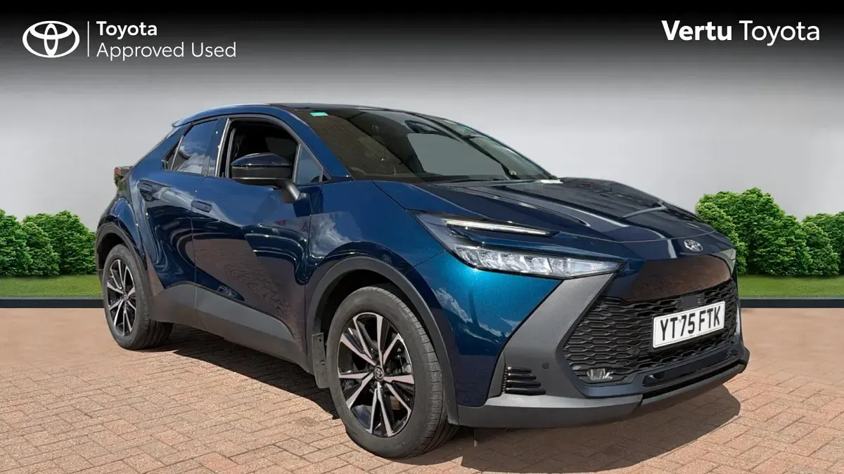 Used Toyota C-HR Design 223 HP (164 kW) 2025 SUV