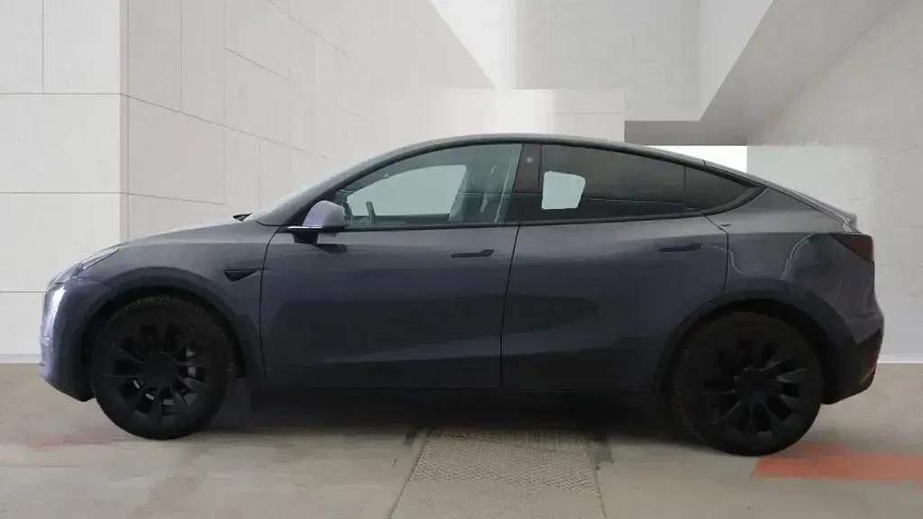 Used Tesla Model Y Long Range AWD 378 kW (514 HP) 2022 Grey SUV