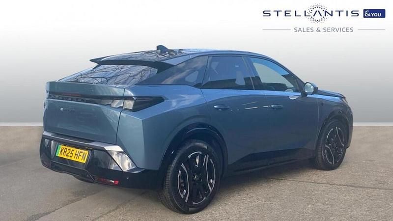 Used Peugeot e-3008 GT 152 kW (207 HP) 2025 Blue SUV