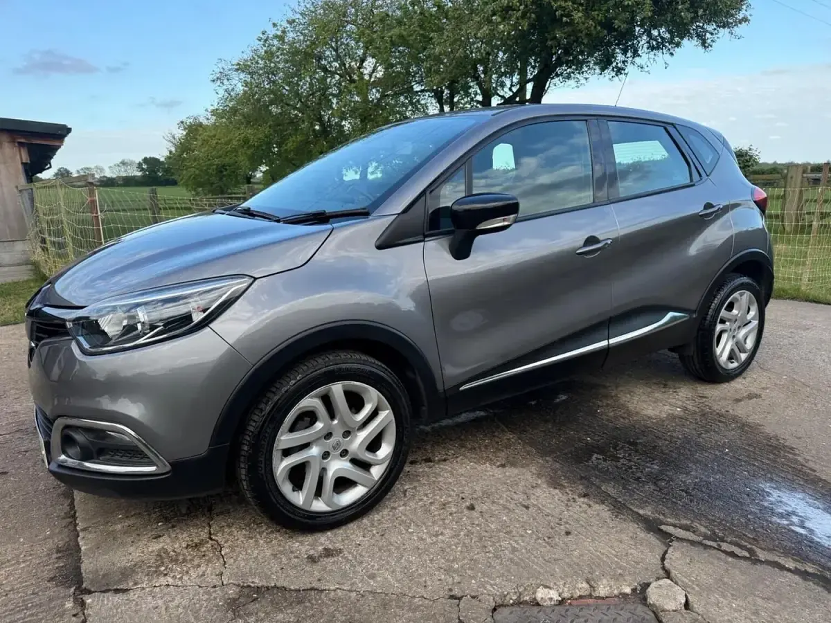 Used Renault Captur Dynamique 2016 Grey SUV