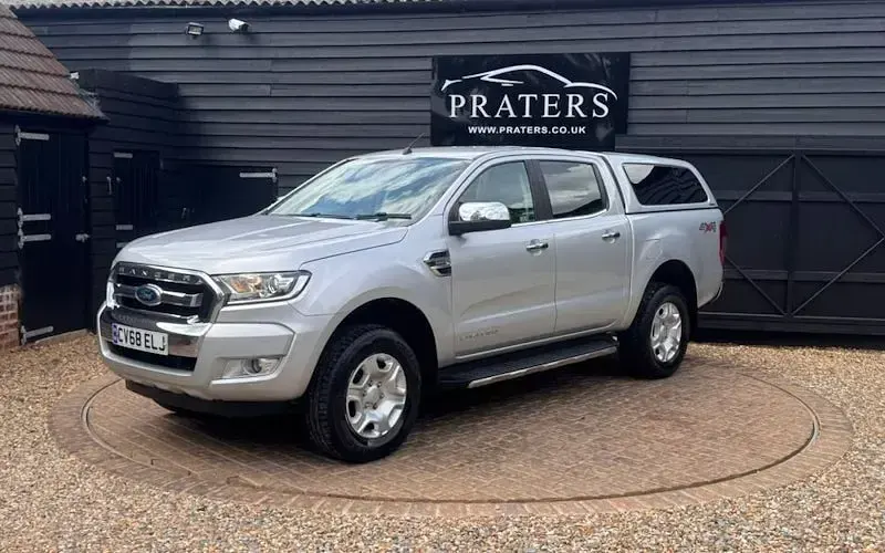 Used Ford Ranger Limited 160 HP (117 kW) 2018 Silver Pickup