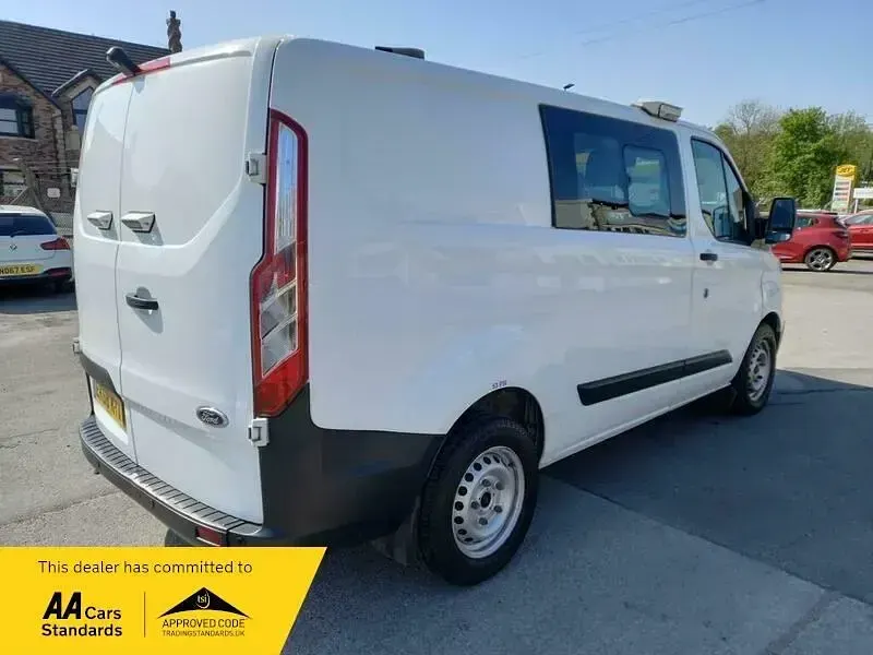 Używany Ford Transit Custom 105 KM (77 kW) 2018 Biały Van