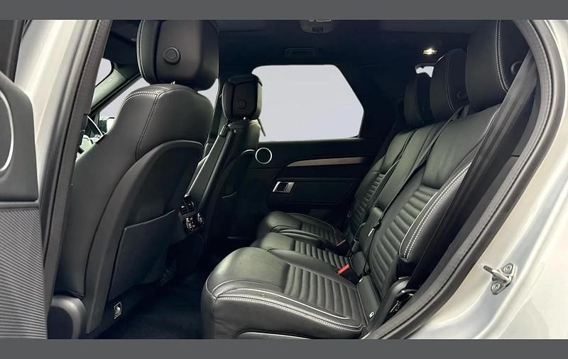 Used Land Rover Discovery 5 HSE Dynamic 296 HP (217 kW) 2024 Silver SUV