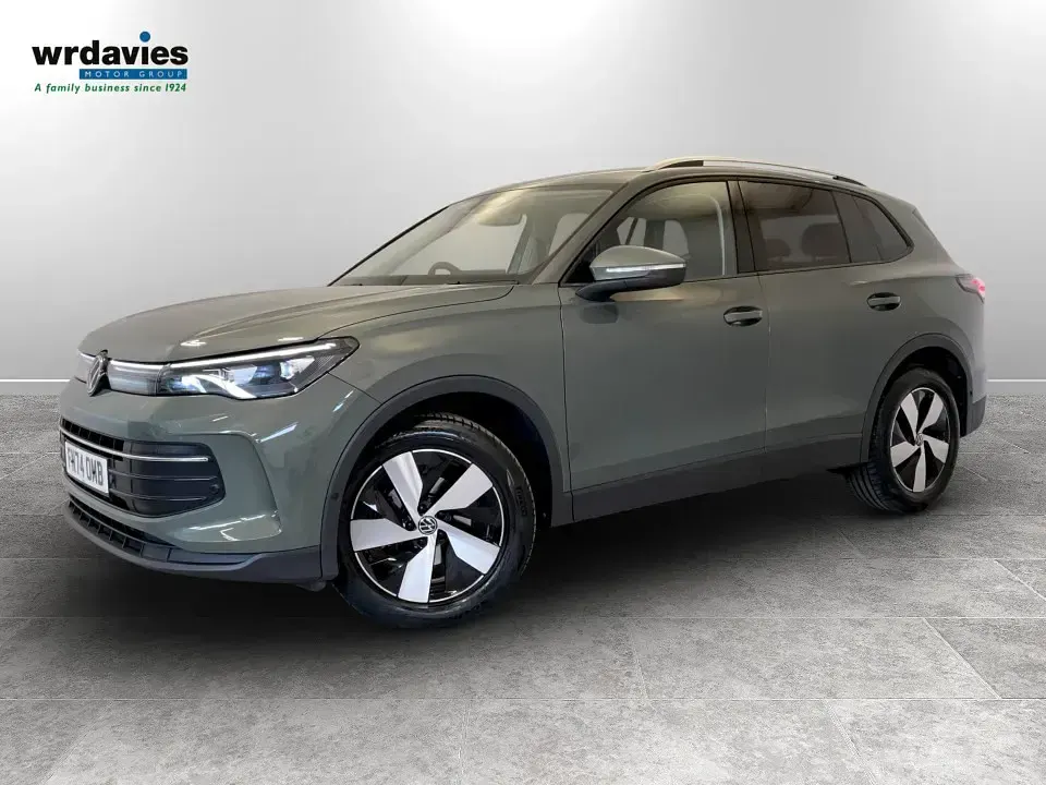 Used VW Tiguan Match 2024 Green SUV