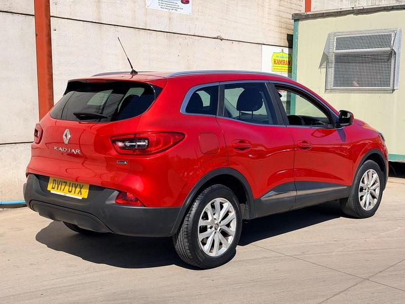 Begagnad Renault Kadjar Dynamique 110 HK (80 kW) 2017 Röd SUV