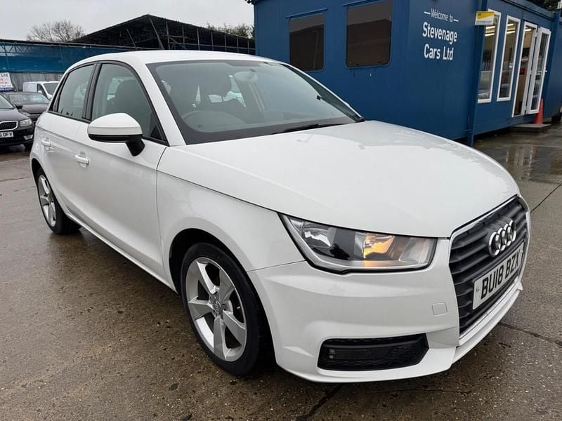 Used Audi A1 Sportback Sport 95 HP (69 kW) 2018 White Hatchback