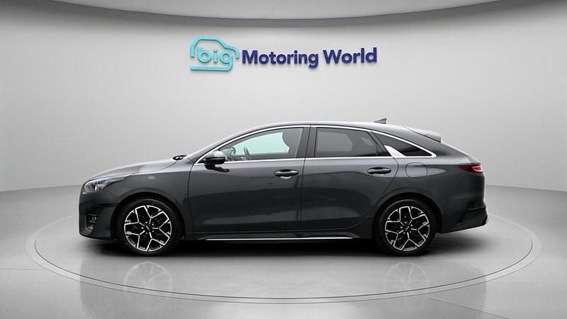 Used Kia ProCeed GT-Line 158 HP (116 kW) 2022 Grey Estate