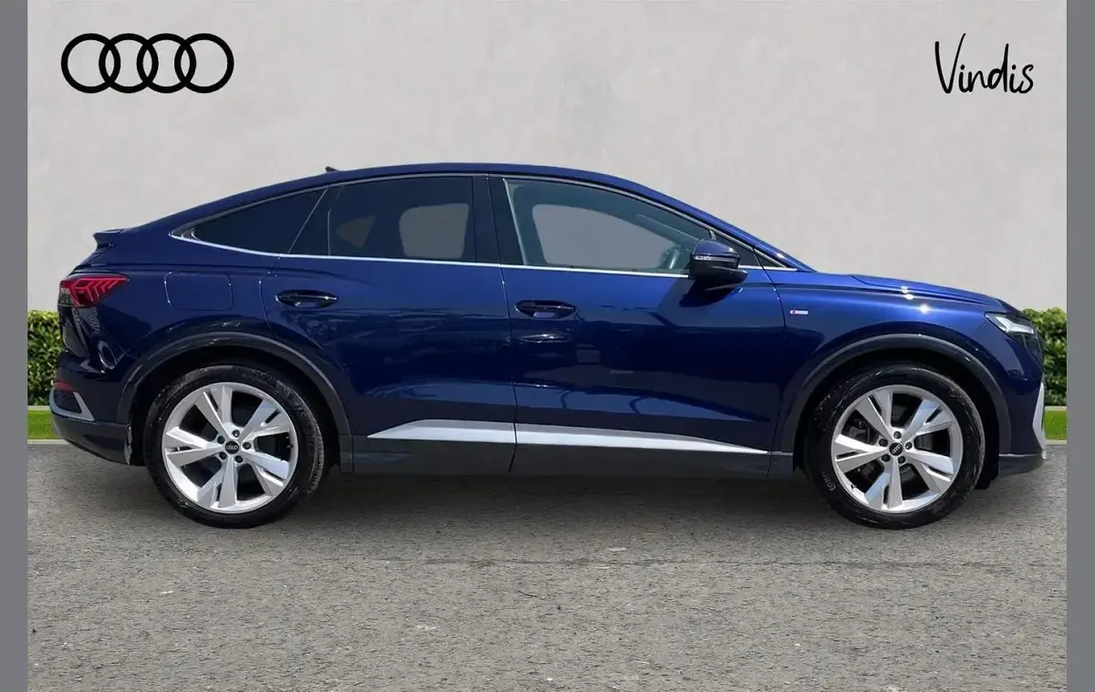 Used Audi Q4 e-tron S-Line 150 kW (204 HP) 2023 Blue SUV