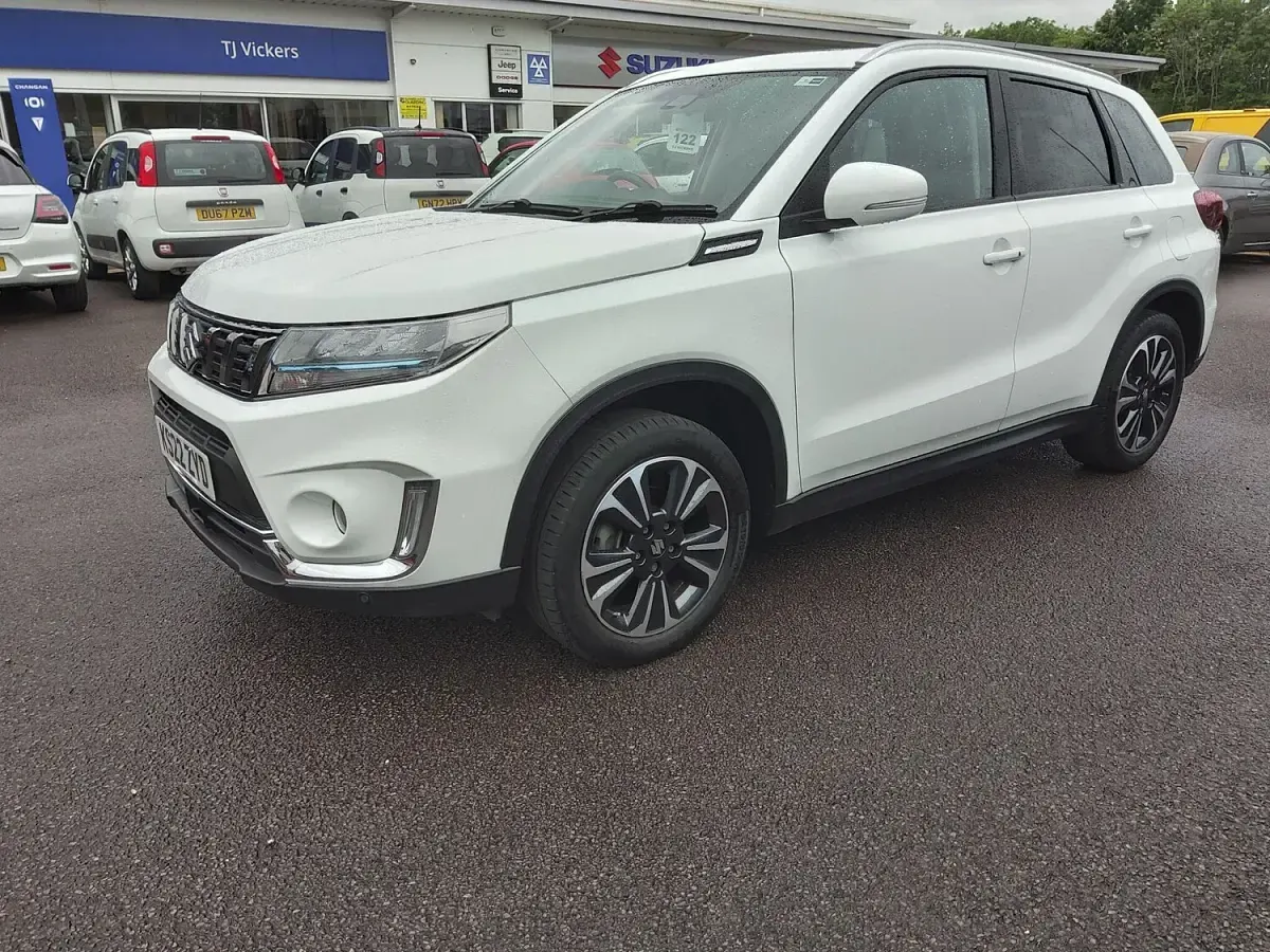 Used Suzuki Vitara SZ5 129 HP (94 kW) 2022 White SUV