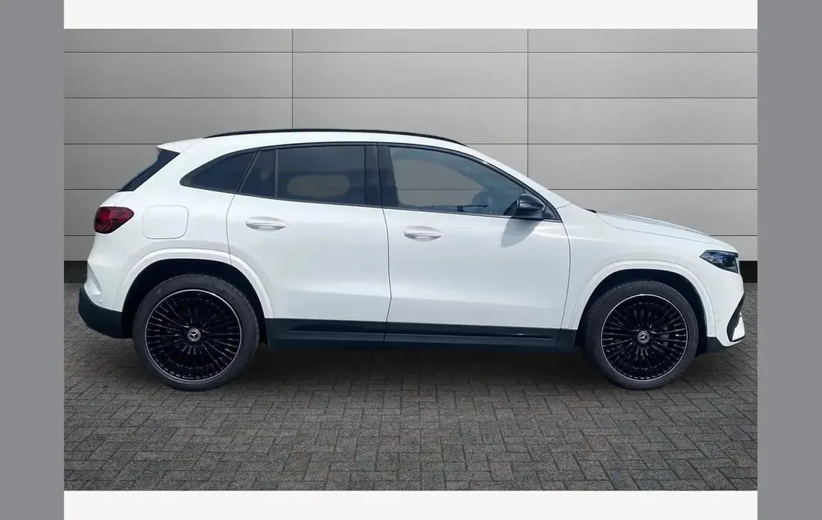 Used Mercedes EQA250+ Urban 139 kW (190 HP) 2025 White SUV