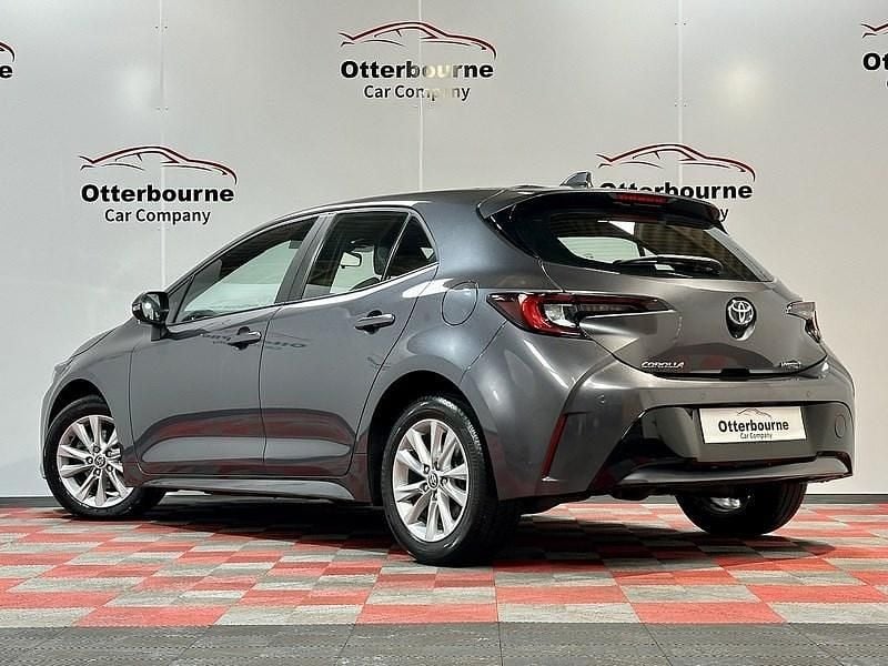 Used Toyota Corolla 140 HP (102 kW) 2023 Grey Hatchback