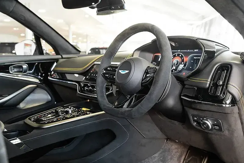 New Aston Martin DBX 2026 Aluminite silver (satin ppf) SUV