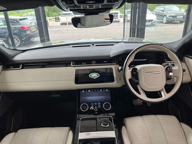 Used Land Rover Range Rover Velar First Edition 300 HP (220 kW) 2017 Silver SUV