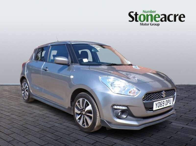 Silver Used 2020 Suzuki Swift Hatchback | £10,895 (Fair price) - Image 1/4