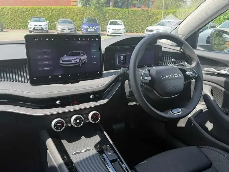 New Skoda Superb SE L 2025 Brilliant silver Estate