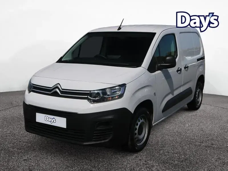 Used Citroën Berlingo 100 HP (73 kW) 2023 White MPV