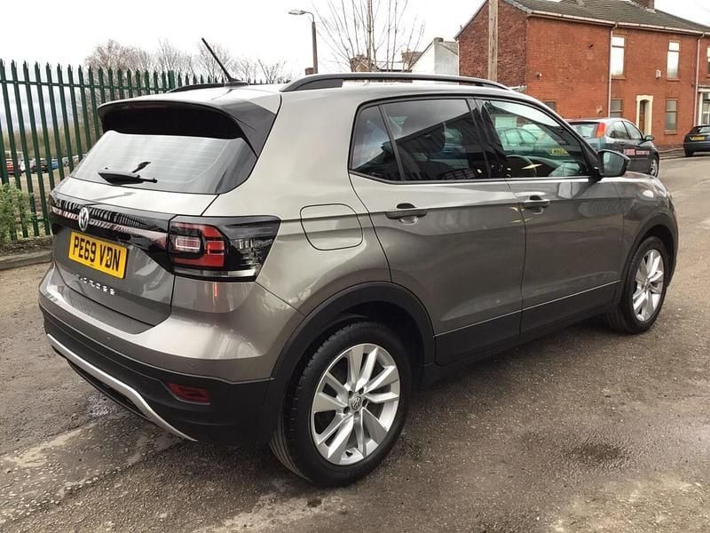 Used VW T-Cross SE 95 HP (69 kW) 2019 Grey SUV