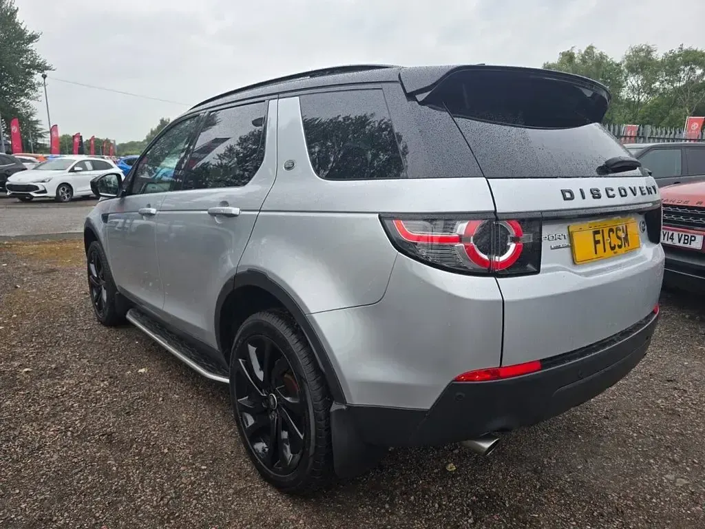 Used Land Rover Discovery 4 HSE 180 HP (132 kW) 2016 Silver SUV
