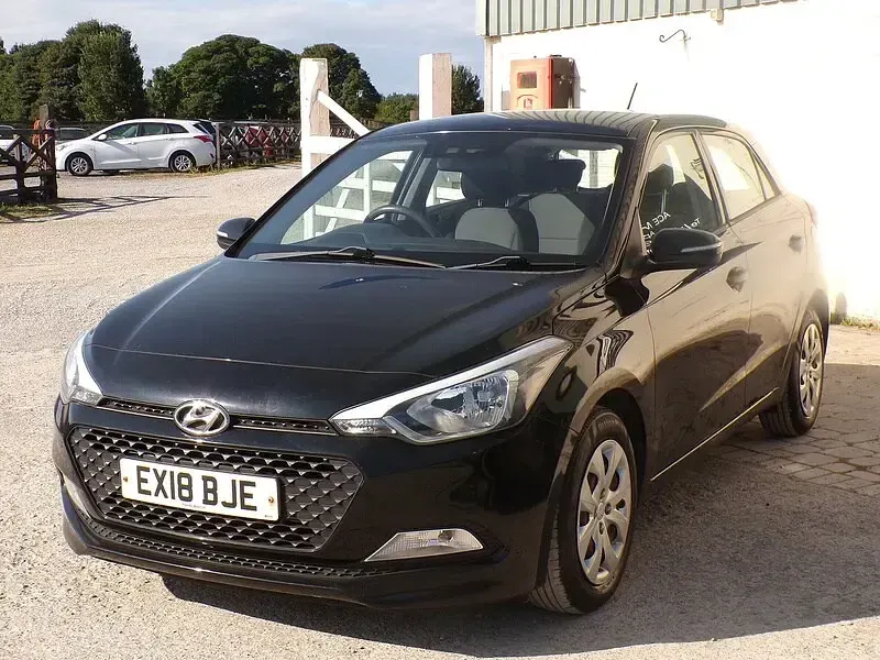 Used Hyundai i20 2018 Black Hatchback