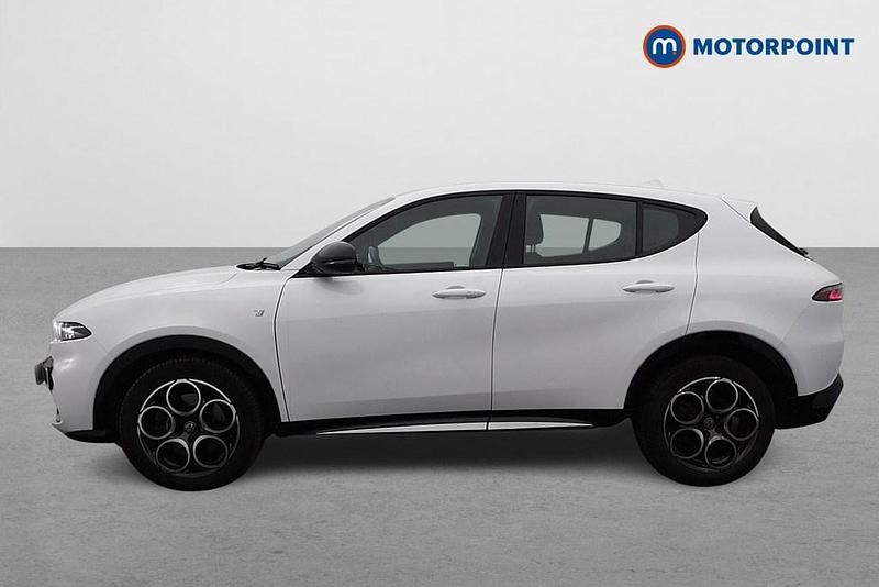 Used Alfa Romeo Tonale Ti 160 HP (117 kW) 2022 White SUV