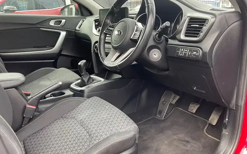 Usado Kia Ceed 120 HP (88 kW) 2021 Citadino