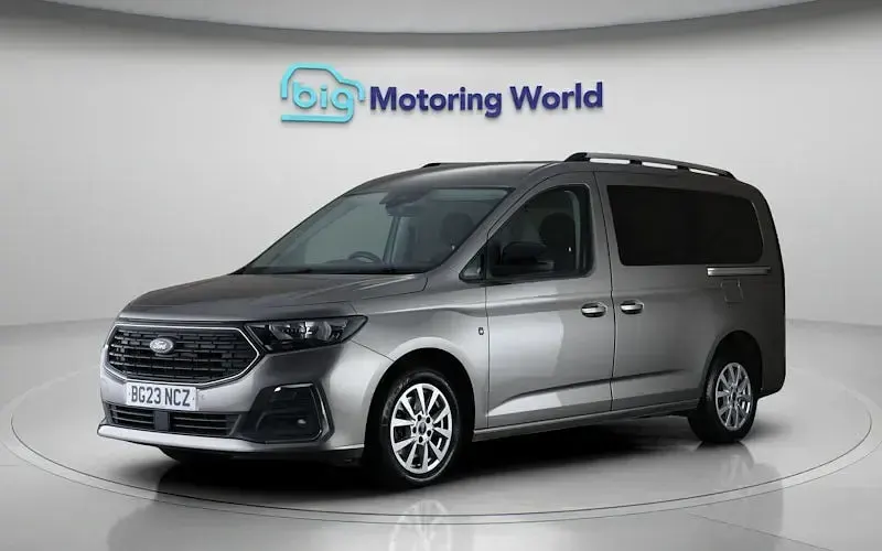 Used Ford Tourneo Titanium 122 HP (89 kW) 2026 Estate