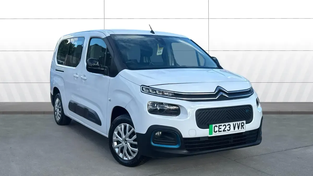 Used Citroën e-Berlingo Feel 100 kW (136 HP) 2023 MPV