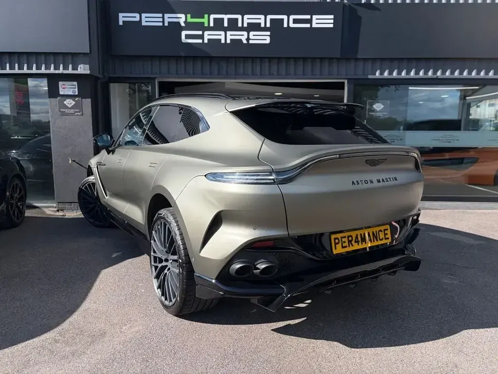 Used Aston Martin DBX 707 HP (519 kW) 2023 Green SUV