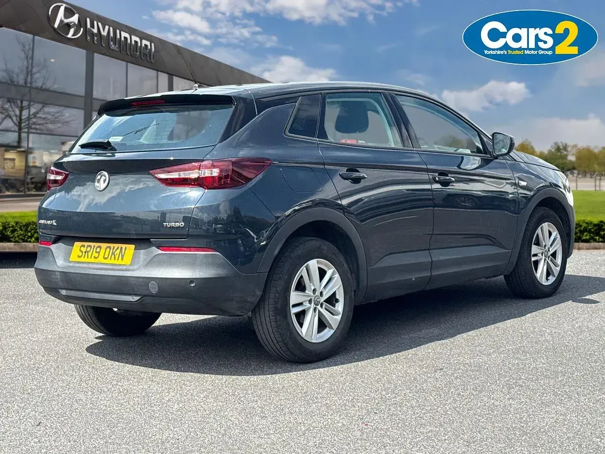 Used Vauxhall Grandland X 130 HP (95 kW) 2019 Grey SUV
