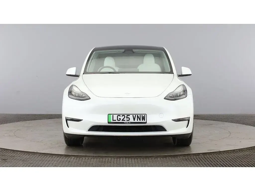Used Tesla Model Y Long Range AWD 286 kW (389 HP) 2025 White SUV