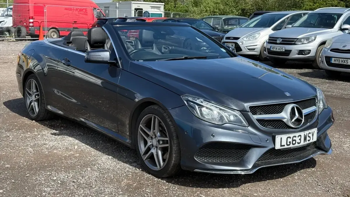 Begagnad Mercedes E250 AMG 2013 Grå Cab