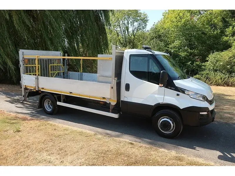 Used Iveco Daily 180 HP (132 kW) 2019 White