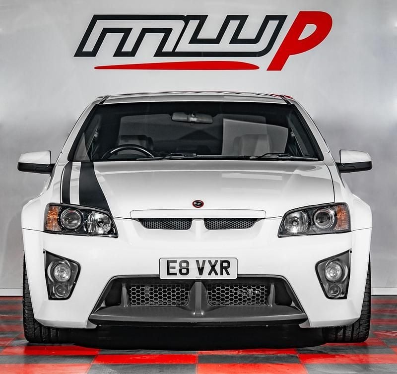 Used Vauxhall VXR8 S 610 HP (448 kW) 2009 White Sedan