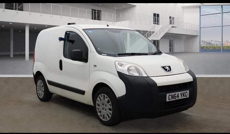 White Used 2014 Peugeot Bipper MPV | £2,495 (Good price) - Image 1/4