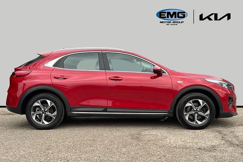 Used Kia XCeed 118 HP (86 kW) 2022 Red SUV