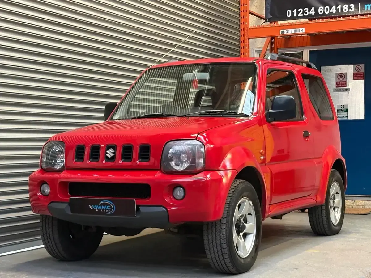 Used Suzuki Jimny 2005 Red SUV