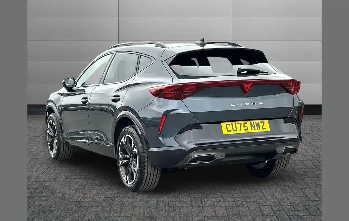 Used Cupra Formentor 147 HP (108 kW) 2025 Grey SUV