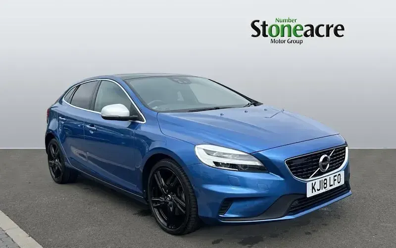 Used Volvo V40 R-Design 150 HP (110 kW) 2019 Hatchback