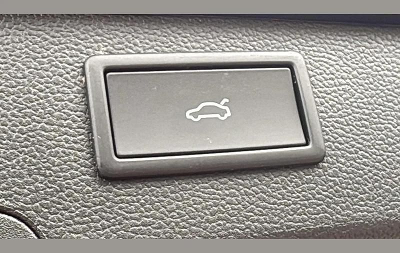 Used VW Passat R-line 272 HP (200 kW) 2025 Black Estate